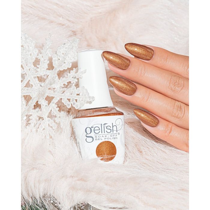 Gelish Honey’d Up manicure hand shot