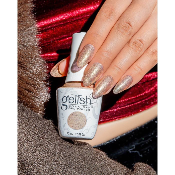 Gelish Champagne & Chill manicure hand shot